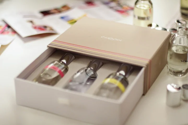 perfumes-boxes perfumes-boxes